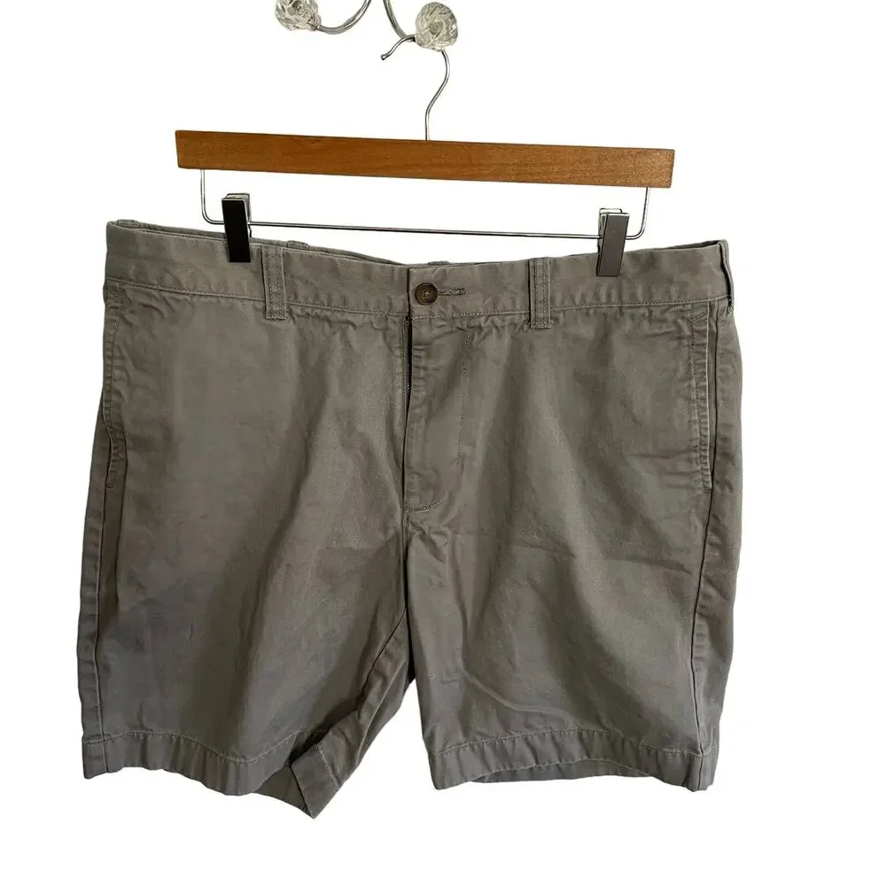 J. Crew Gramercy Men's Gray 36W Shorts button Back Pocket